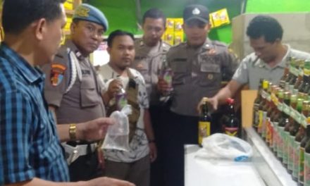 Kanit Reskrim Polsek Sepatan Amankan Miras dari Pedagang Jamu