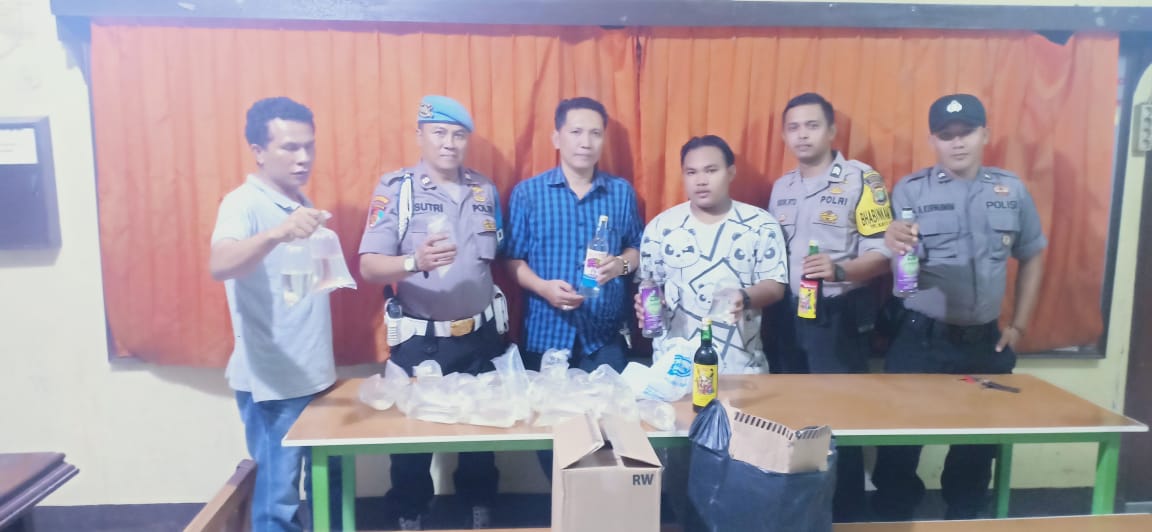 Bhabinkantibmas Brigadir Sidik Ammarullah Bersama Anggota Reskrim Laksanakan giat Ops Cipkon