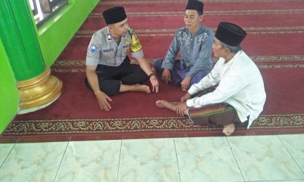 Tingkatkan silaturahmi dengan sholat berjamaah’ Bhabinkantibmas Polsek Sepatan Brigadir Sidik Ammarullah SH