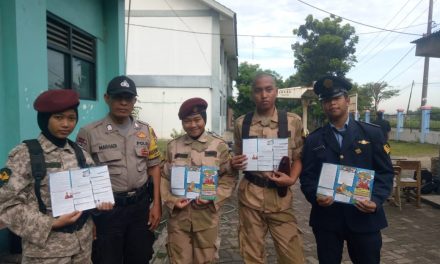 Bhabinkamtibmas Polsek Neglasari Sosialisasi Penerimaan Anggota Polri di SMK Penerbangan