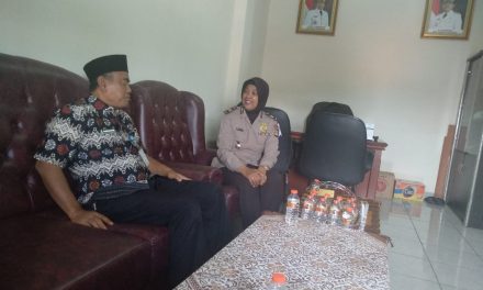 Wakapolsek Neglasari bersama Lurah Mekarsari bersinergi Sukseskan Pemilu 2019