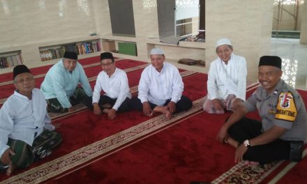 Dengan Sholat Berjamaah, Aiptu Sukarno Ciptakan Suasana Aman