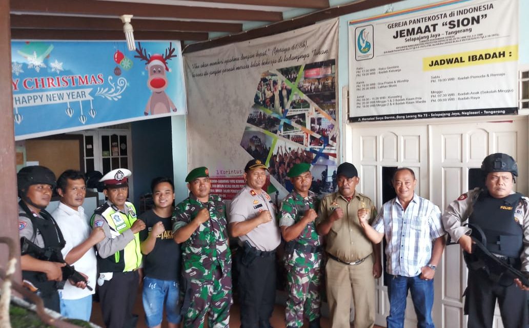 Patroli Bersama 3 Pilar, Kapolsek Neglasari Pantau tempat Ibadah