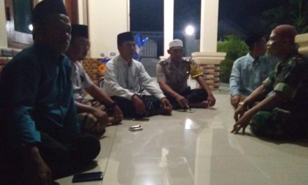 Bhabinkantibmas Desa Jati Mulya Mengajak Tokoh Untuk Berperan Aktif Menjaga Kantibmas Melalui Tausiahnya