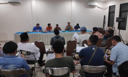 Saat Musyawarah Rapat Umum, Aiptu Asmad Ajak Para Tokoh Jaga Lingkungan Agar Aman