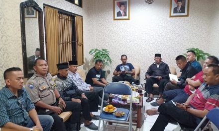 Binamas Polsek Cipondoh Ikut Musyawarah Dana Anggaran Umum Untuk Kelurahan