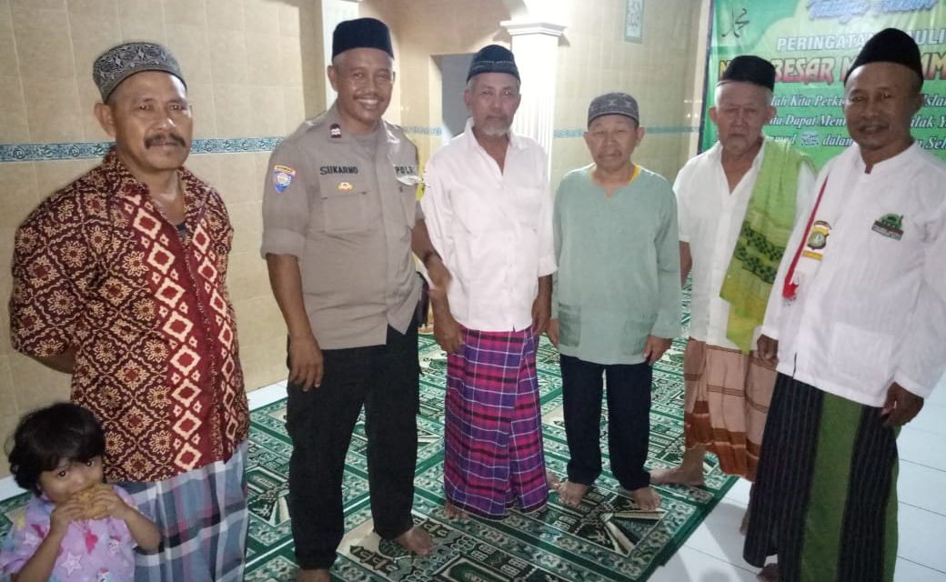 Aiptu Sukarno Bersama Dai Kamtibmas Menghadiri Pengajian Mingguan