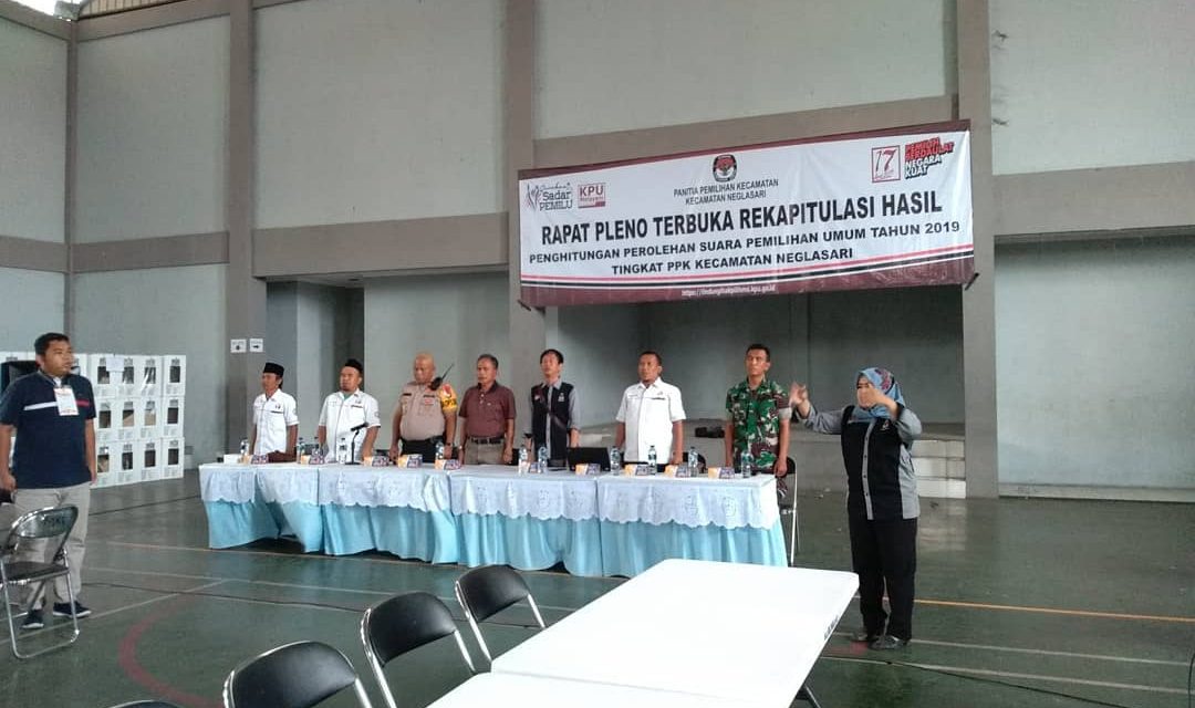 Kapolsek Neglasari hadiri Pembukaan Rapat Pleno tingkat PPK Pada Pemilu 2019