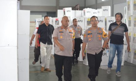 Wakapolrestro Tangerang Kota Kunjungi Rapat Pleno Rekapitulasi Pemilu 2019