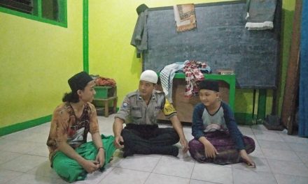 Kunjungan Silaturahmi ke Pondok Pesantren Anuroniyah Aiptu Muslikh Sos Bhabinkantibmas Polsek Sepatan