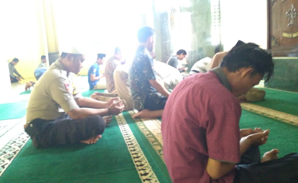 PANGGILAN ADZAN BERKUMANDANG BHABINKAMTIBMAS AIPDA OKKY WIMBARDI.S SHOLAT DZUHUR BERJAMAAH