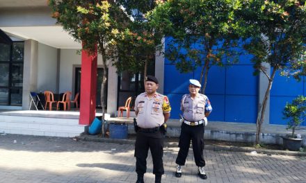 Jelang Puncak Rapat Pleno tingkat PPK, Kapolsek Neglasari arahkan anggota tingkatkan Kewaspadaan