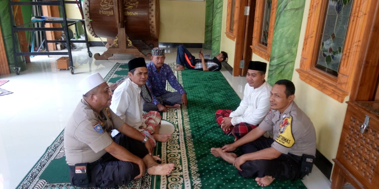 Jumling Bhabinkamtibmas Polsek Neglasari di Masjid Annabawi