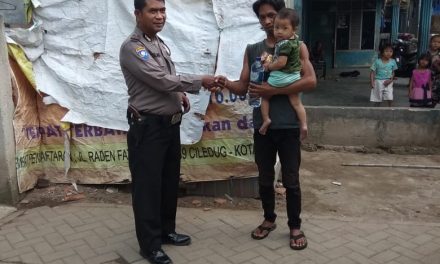 Binmas Polsek Neglasari rutin sambangi warga Slum Area