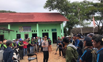 Kapolsek Teluknaga Sambangi Buruh PIK 2 Saat Peringatan May Day