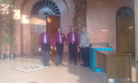 POLSEK KARAWACI PENGAMANAN GEREJA DI HARI KENAIKAN ISA ALMASIH