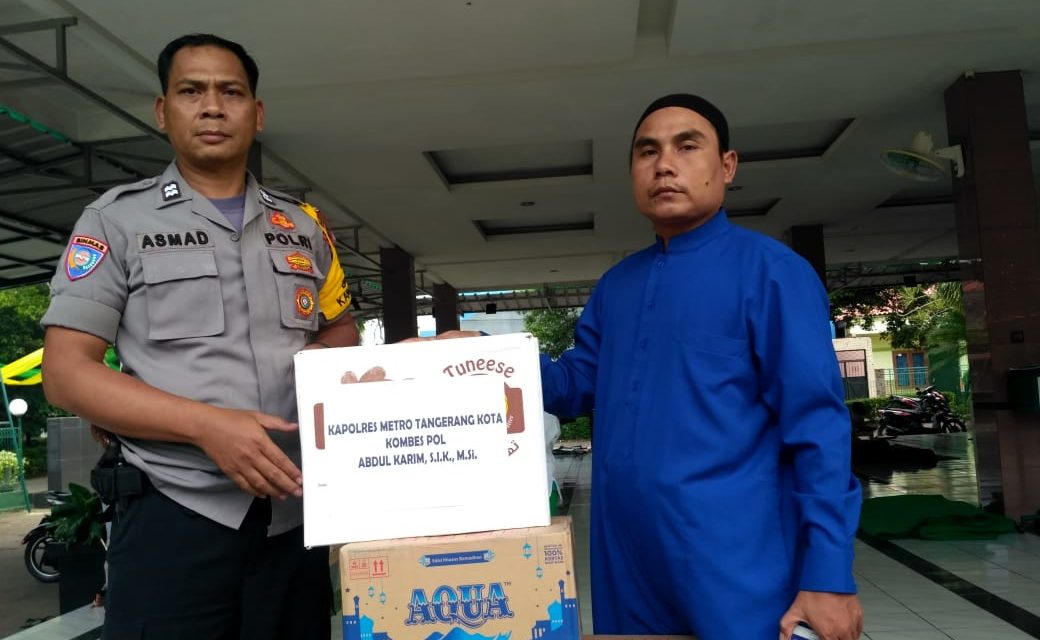 Polsek Cipondoh Sebarkan Kebahagiaan di Bulan Ramadhan