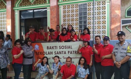 Di SELA TUGAS RUTIN,POLSEK BENDA BEKERJASAMA DENGAN YAYASAN SANTA PATRICIA LAKSANAKAN BAKSOS