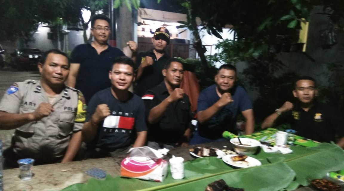 Sambangi Warga, Kapolsek Berikan Himbauan Kamtibmas