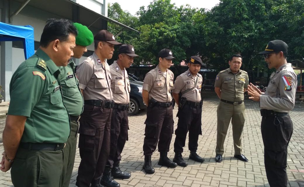 Polres Cipondoh Pastikan Keamanan Kotak Suara di Kecamatan Cipondoh