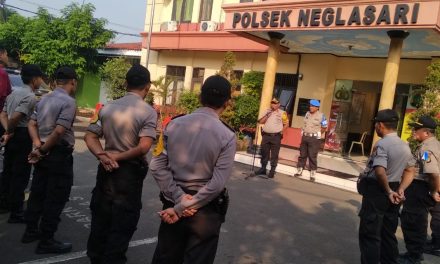 Kapolsek Neglasari arahkan anggota tingkatkan Sambang Tokoh Masyarakat