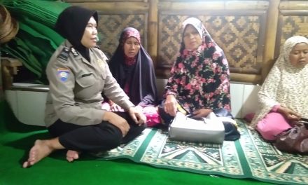 Aiptu Siti Nurhayati Panit Binmas Polsek Neglasari Sambang Slum Area Kedaung Baru