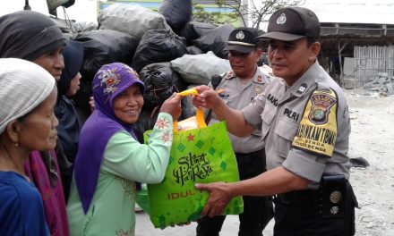 DI SLUM AREA,BHABINKAMTIBMAS POLSEK BENDA GELAR ACARA BAKSOS