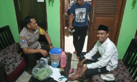 Bhabinkamtibmas Polsek Cipondoh Pantau Rencana Takbir Keliling Warganya