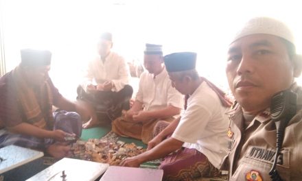 Kegiatan Bhabinkamtibmas  Bhabinkamtibmas kelurahan Poris Gaga telah melaksanakan sholat Jumat berjamaan di Masjid Nurut  Taqwa