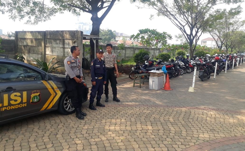 Patroli Biru Kawasan Alam Sutera, Anggota Samapta Polsek Cipondoh Tekan Terjadinya Curanmor