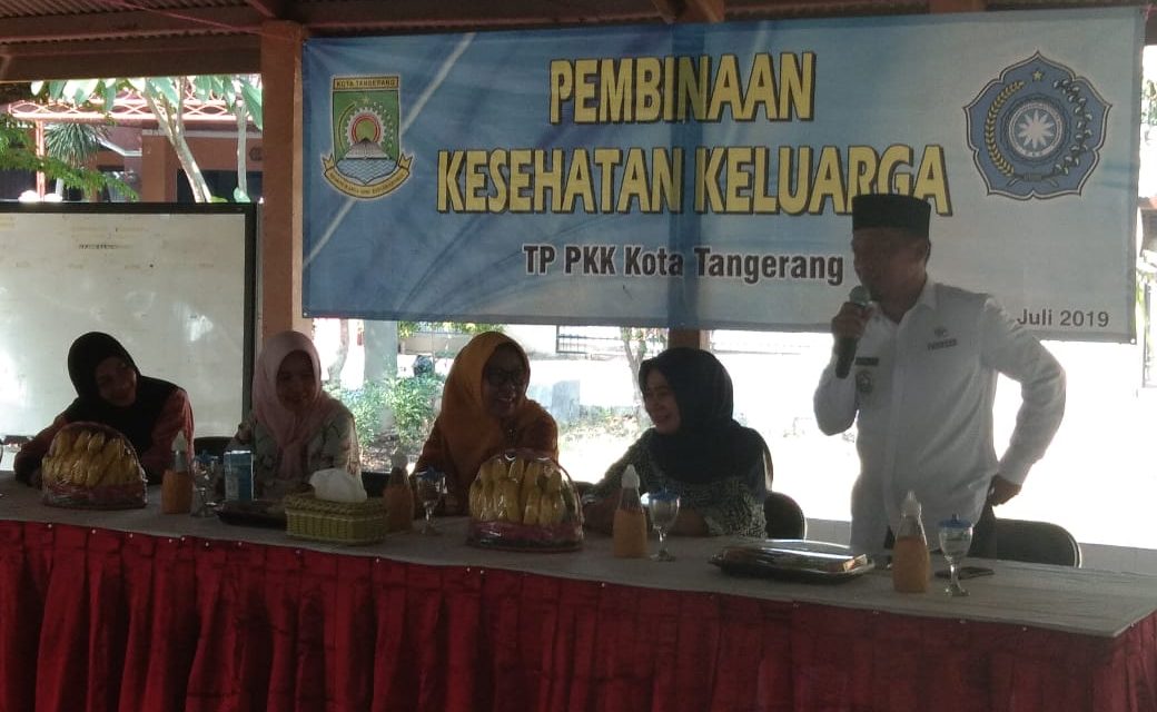 Pembinaan Kesehatan Keluarga Sehat Dimulai Dari Diri Sendiri Untuk Penyelenggara Ibu-ibu PKK Kec. Batuceper Kota Tangerang Banten