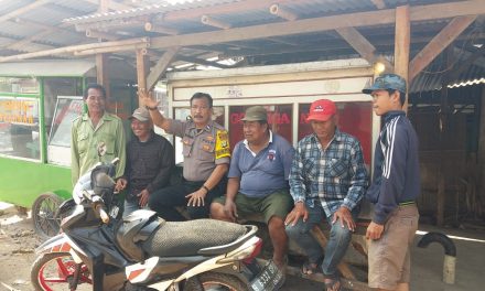 Himbau Pengendara Ojek Bhabinkamtibmas Sampaikan Pesan Kamtibmas