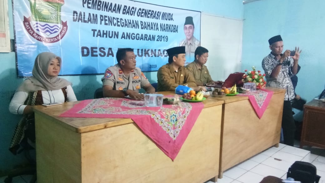 Materi Penyalahgunaan Narkoba Disampaikan Kanit Binmas Didesa Teluknaga