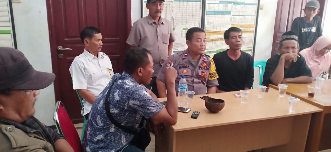 Sambang Bhabinkamtibmas Aipda Suhendra Ciptakan Kondusifitas