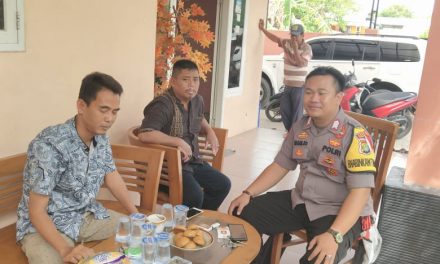 GIAT SAMBANG BHABINKAMTIBMAS KEL. SALEMBARAN JAYA BRIGADIR HASAN BASRI SAMBANG WARGA