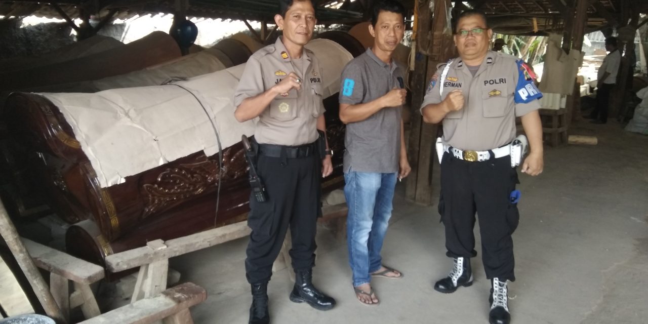 WAKAPOLSEK KARAWACI AKP NURJAYA SH SAMBANG TOKOH MASYARAKAT PAK RW OCID KEL. SUKAJADI KARAWACI TANGERANG