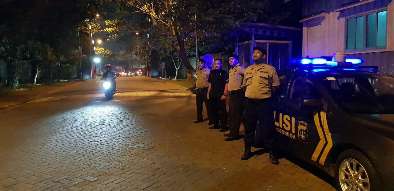 Patroli Biru Polsek Cipondoh Cegah Terjadinya Curanmor