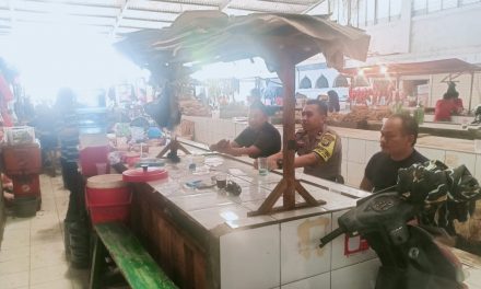 Aipda Toni Budi Jalani Program Cooling System, Sambang Dialogis satpam di Pasar Kebon Besar Batuceper