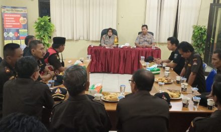 SILAHTURAHMI POKDARKAMTIBMAS KARAWACI DENGAN KAPOLSEK KARAWACI