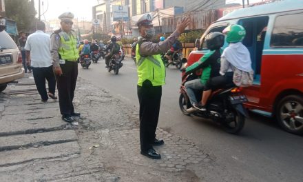 TERTIB LALULINTAS POLSEK KARAWACI MENGEMBAN OPERASI PATUH JAYA 2019