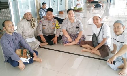 Kegiatan Jumling dan  sambang serta silaturrahmi Bhabinkamtibmas ke pengurus Masjid Al muhajirin Kel. Batuceper