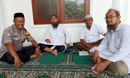 Sambang Tokoh Agama Bhabinkamtibmas Polsek Cipondoh Jalin Silaturahmi