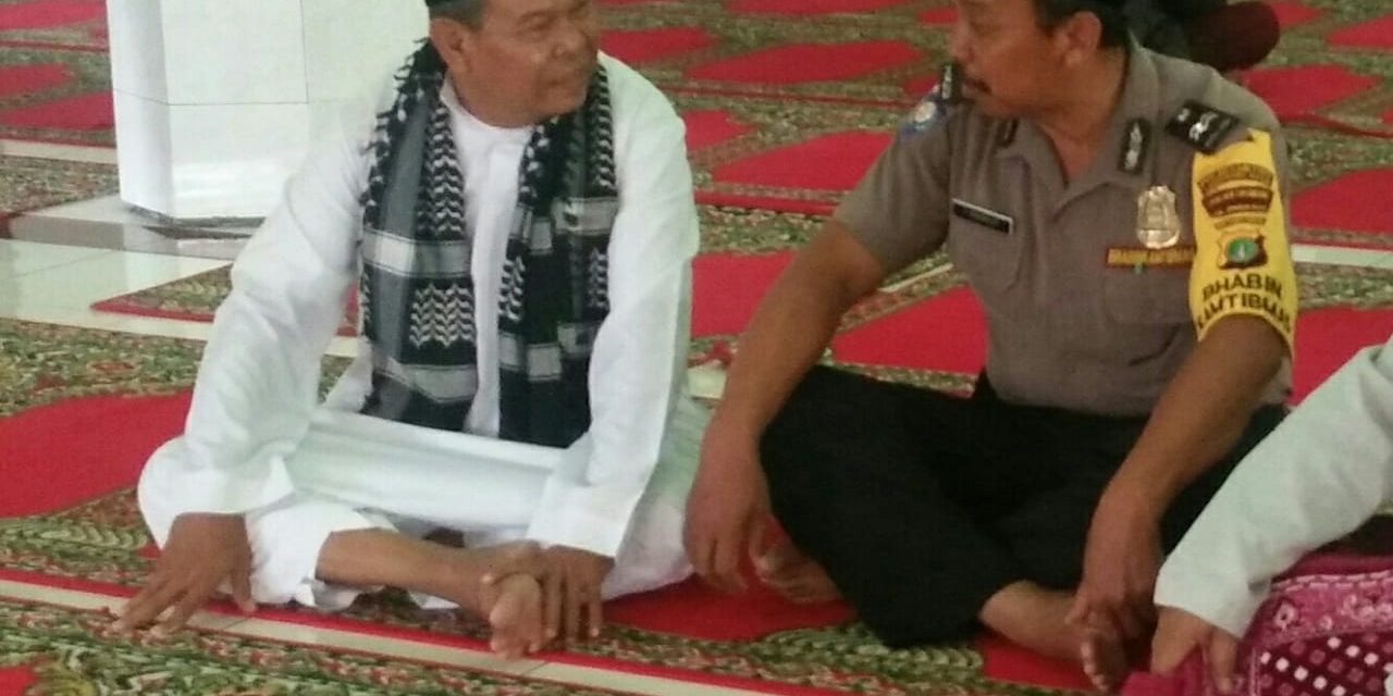 Tokoh Agama Harus Bisa Menyejukkan Jemaahnya Pesan Bhabinkamtibmas Polsek Cipondoh