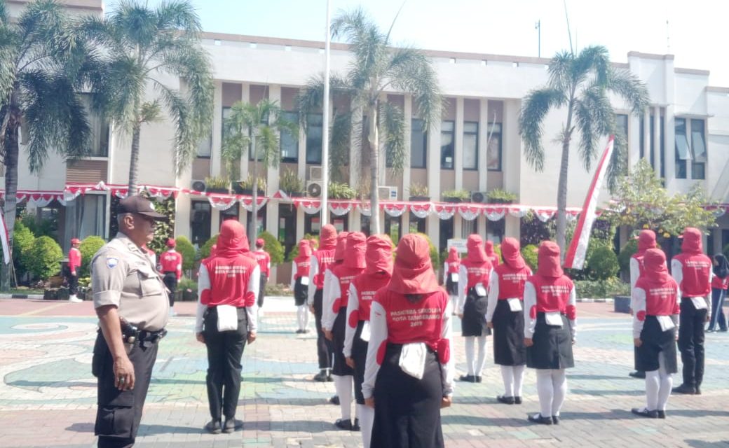 Bhabinkamtibmas Polsek Cipondoh Pantau Latihan Paskibraka