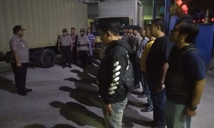 Kapolsek Neglasari Pimpin apel malam sebelum Kirab Budaya