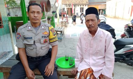 Binmas Kedaung Wetan, Bripka Marhadi Sambangi Tokoh Masyarakat