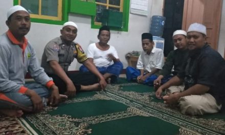 Binmas Polsek Neglasari Shubuh Berjamaah bersama warga di Wilayah Binaan