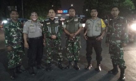 Jaga Kamtibmas Kondusif, Polsek Neglasari Bersama Koramil Gelar Patroli Bersama