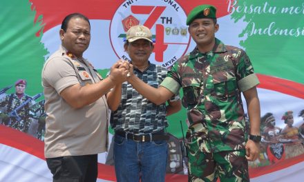 Potret Kedekatan TNI – POLRI dalam HUT TNI ke – 74