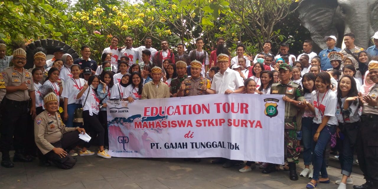 Puluhan Mahasiswa STKIP SURYA Asal Papua Ikuti Kegiatan “Education Tour” di PT. Gajah Tunggal Tbk